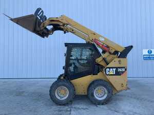 Caterpillar 262D 4WD Skidsteer c/w Bucket & Forks - 2
