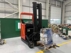 Sichelschmidt Electric Reach Forklift - 4