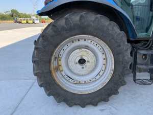 UNRESERVED 2016 Landini 6-130C 4WD Tractor - 17