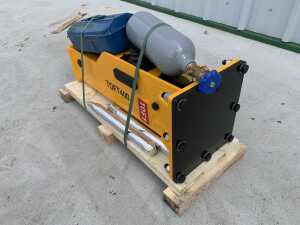 UNRESERVED 2026 TOFT 400 Hydraulic Breaker To Suit 0.8T-1.5T Excavator - 2