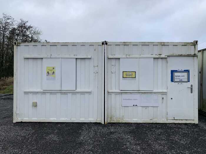 UNRESERVED 24FT x 20FT Anti Vandal Office Unit