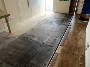 UNRESERVED 24FT x 20FT Anti Vandal Office Unit - 8