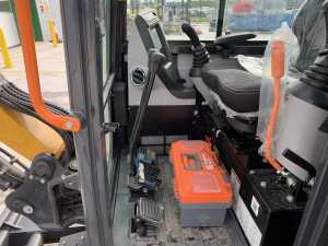 UNRESERVED 2026 Liugong 9035FZTS Zero Tail Excavator c/w 3 x Buckets - 20