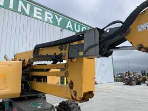 2016 Haulotte HA16 RTJ Pro Articulated Diesel Boom Lift - 10