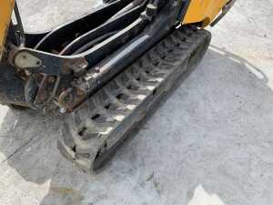 JCB HTD5 Tracked High Tip Diesel Dumper - 11