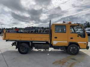 2004 Isuzu NPR Crew Cab Tipper - 6