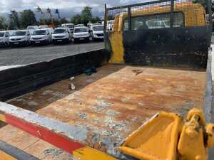 2004 Isuzu NPR Crew Cab Tipper - 9