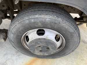 2004 Isuzu NPR Crew Cab Tipper - 16