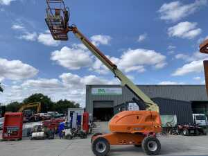 2004 JLG 400S Straight Diesel Boom Lift - 2