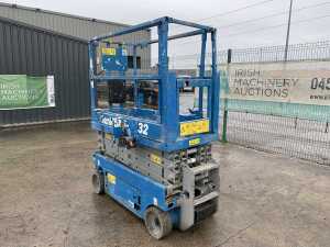 2006 Genie GS1932 Electric Scissors Lift - 2