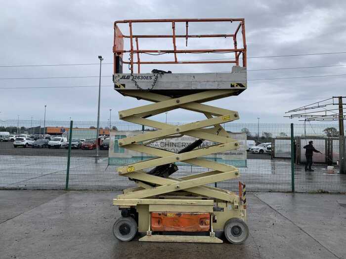 2007 JLG 2630ES Electric Scissors Lift