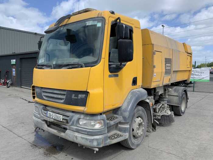 2009 DAF LF 55.220 Scarab Sweeper