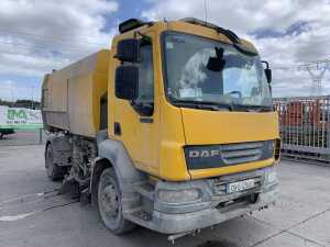 2009 DAF LF 55.220 Scarab Sweeper - 7