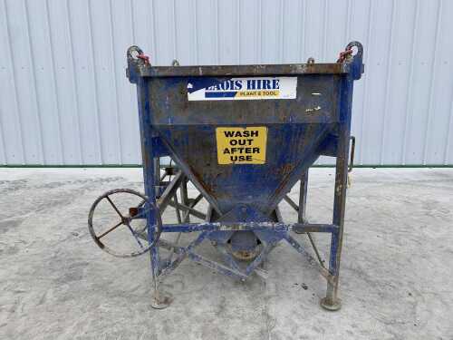 2015 DRE 3/4M Concrete Cone Skip c/w Chains