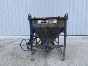 2015 DRE 3/4M Concrete Cone Skip c/w Chains