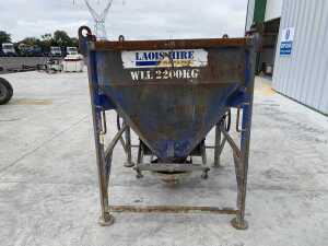 2015 DRE 3/4M Concrete Cone Skip c/w Chains - 2