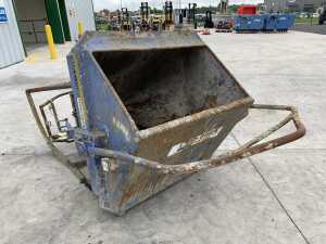 2016 DRE 3/4M Column Concrete Skip c/w Chains - 7
