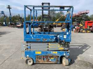 2017 Genie GS1932 Electric Scissors Lift c/w Controller - 4