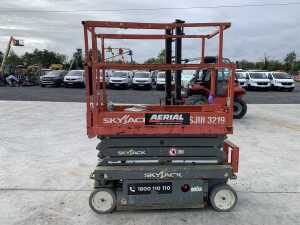2018 Skyjack SJ3219 Electric Scissors Lift c/w Control Box - 5