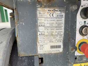2018 Skyjack SJ3219 Electric Scissors Lift c/w Control Box - 12