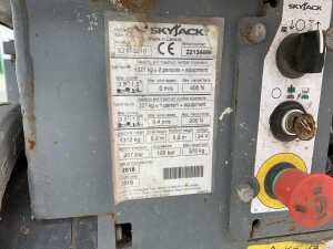 2018 Skyjack SJ3219 Electric Scissors Lift c/w Control Box - 13
