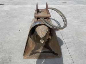 2020 Auger Torque Crusher Bucket To Suit 5T-7T Excavator - 2