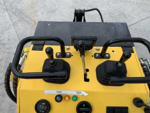 2026 Delano S360 Skid Steer Loader c/w Bucket - 16