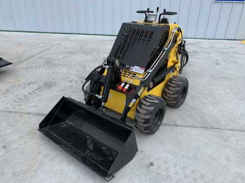 2026 Delano S360 Skid Steer Loader c/w Bucket