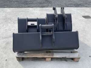 3 x Mini Excavator Buckets - 5