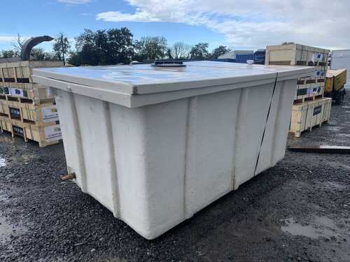 NEW/UNUSED Fibreglass Water Tank (1800mm x 2800mm x 1300mm)