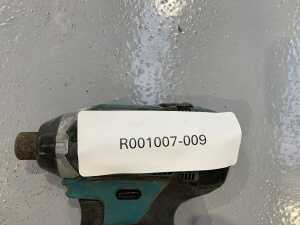 Makita Cordless Impact Gun - 2