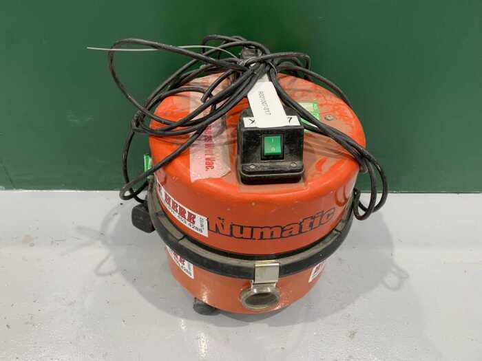Numatic Henry Vacuum