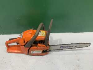 Husqvarna 120 Petrol Chainsaw - 3