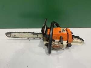 Stihl 024 Petrol Chainsaw - 2