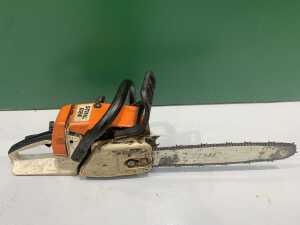 Stihl 024 Petrol Chainsaw - 3