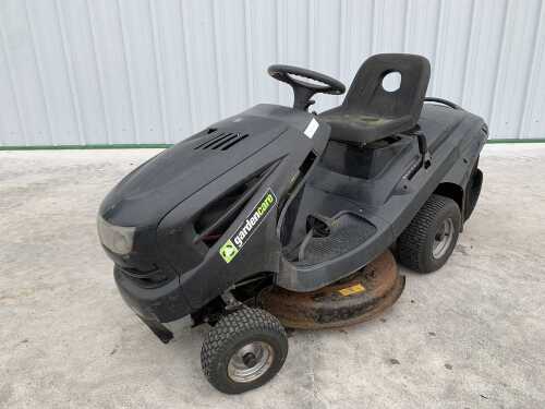 UNRESERVED Gardencare Ride On Lawnmower
