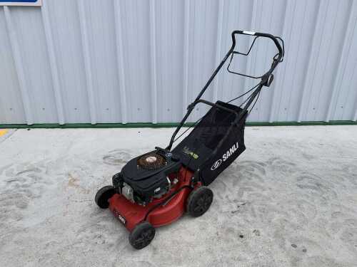 UNRESERVED Sanli Petrol Lawnmower & Box