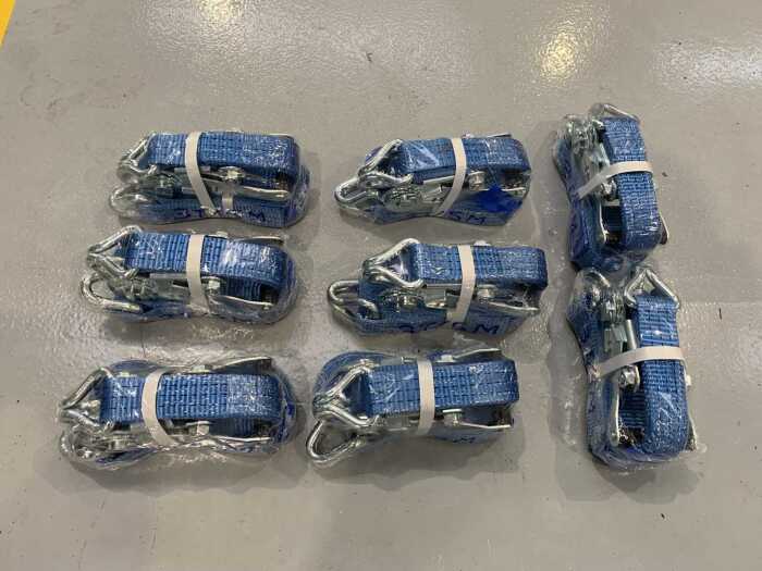 8 x 3T/5M Ratchet Straps