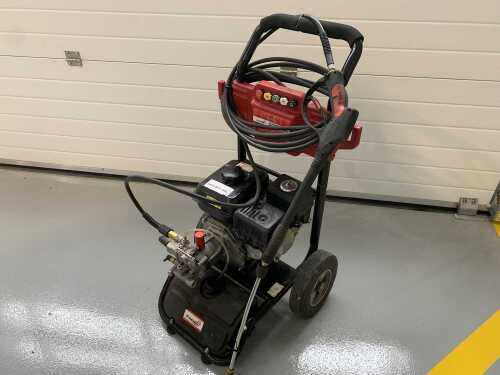 Pacini 7HP Petrol Power Washer c/w Hose & Lance