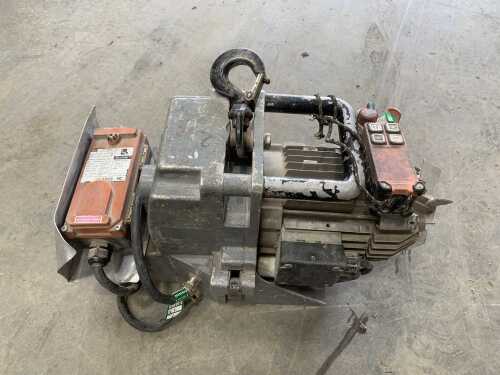 Tractel Minifor TR5D 500KG Winch c/w Remote