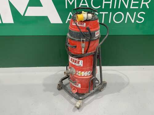 Trelawny 110V Portable Concrete Vacuum