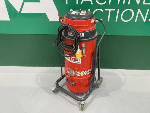 Trelawny 110V Portable Concrete Vacuum