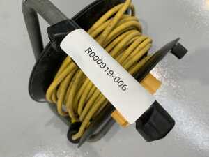 UNRESERVED 110V Extension Lead - 2