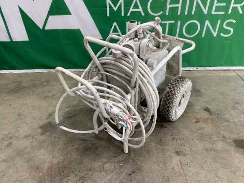 Wagner Portable Paint Sprayer c/w Hoses & Gun