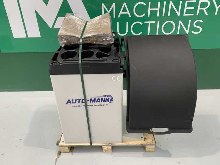 UNUSED 2026 Auto-Mann Wheel Balancing Machine (240v)