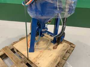 NEW/UNUSED 2026 GT25 Portable Sand Blaster c/w Hoses - 3