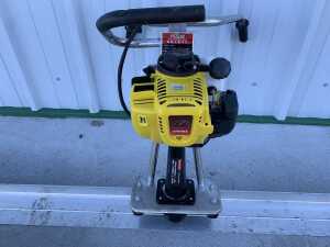 NEW/UNUSED 4 Stroke Petrol Concrete Screed - 2