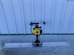 NEW/UNUSED 4 Stroke Petrol Concrete Screed