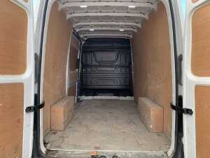 2023 Volkswagen Crafter T30 MWB 140HP Van - 8