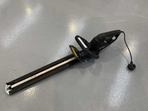 UNRESERVED Petrol Hedge Trimmer